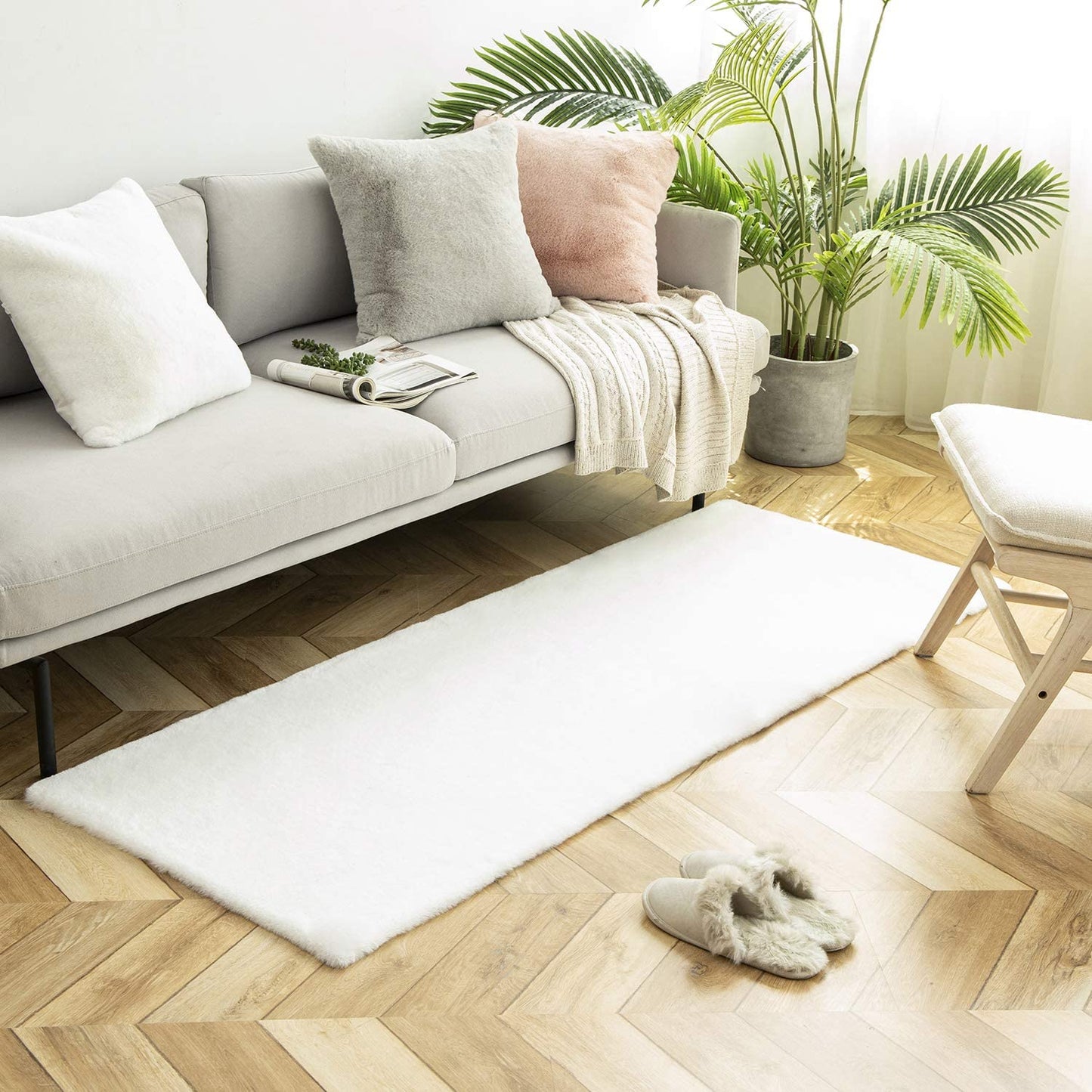 Ultra Soft Faux Rabbit Fur Rug, 2 x 3 Feet