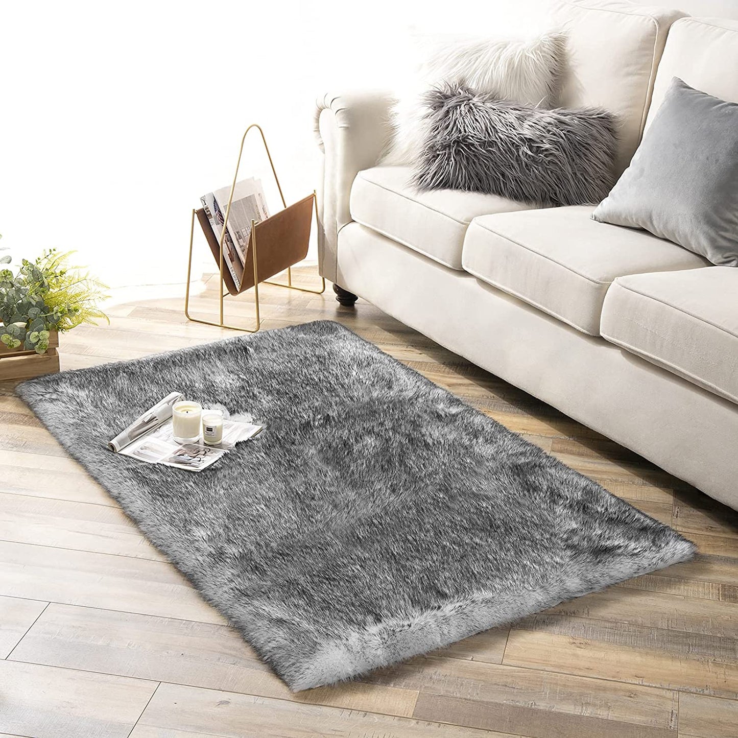 Ultra Soft Faux Rabbit Fur Rug, 2 x 3 Feet