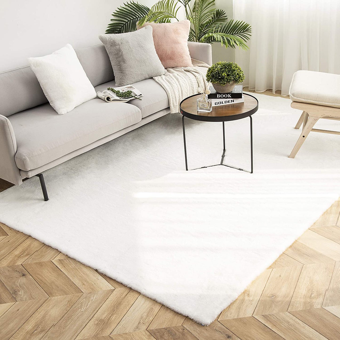 Ultra Soft Faux Rabbit Fur Rug, 2 x 3 Feet