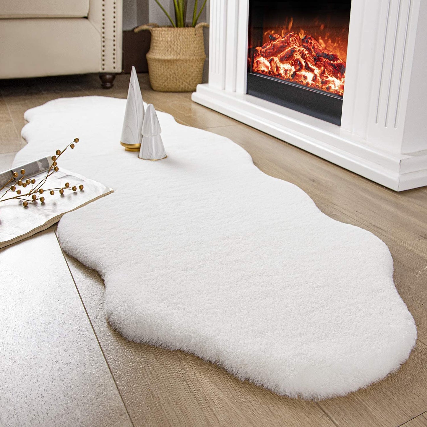 Ultra Soft Faux Rabbit Fur Rug, 2 x 3 Feet
