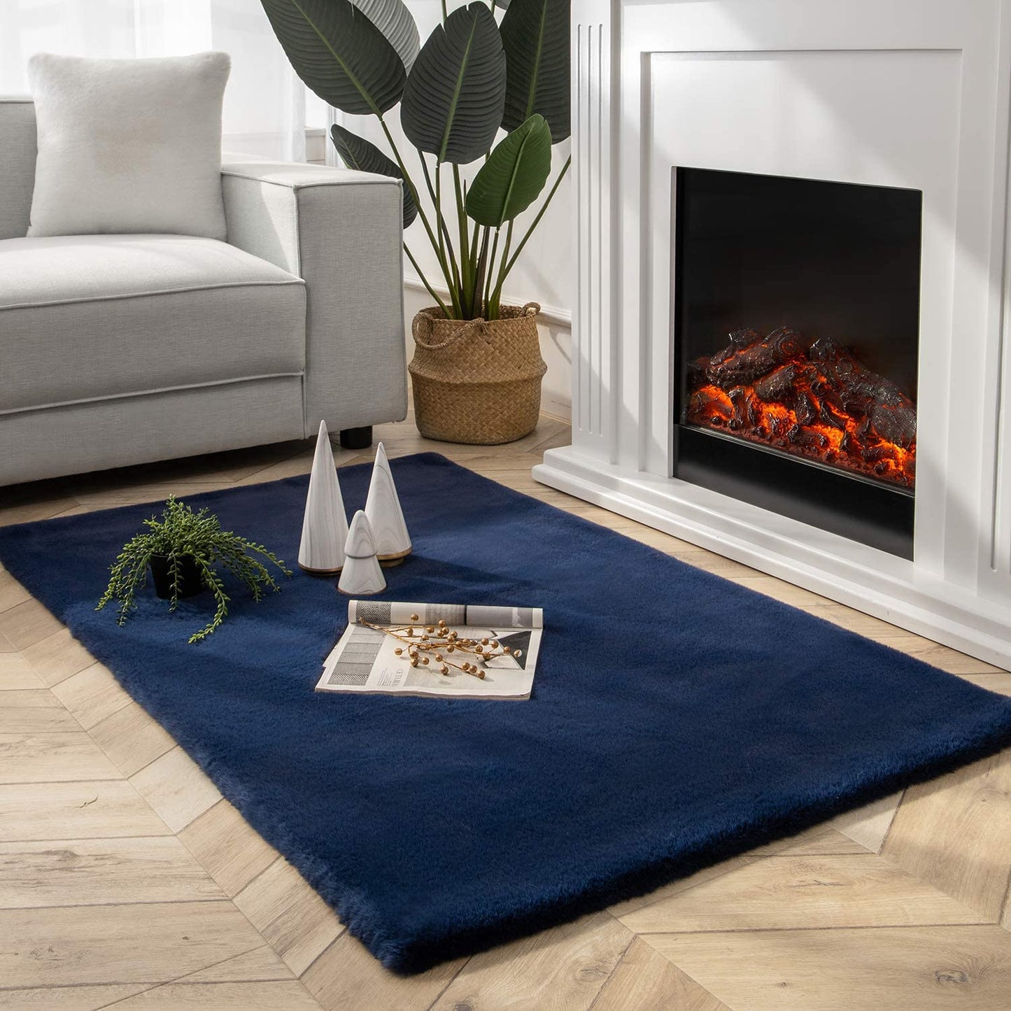 Ultra Soft Faux Rabbit Fur Rug, 2 x 3 Feet