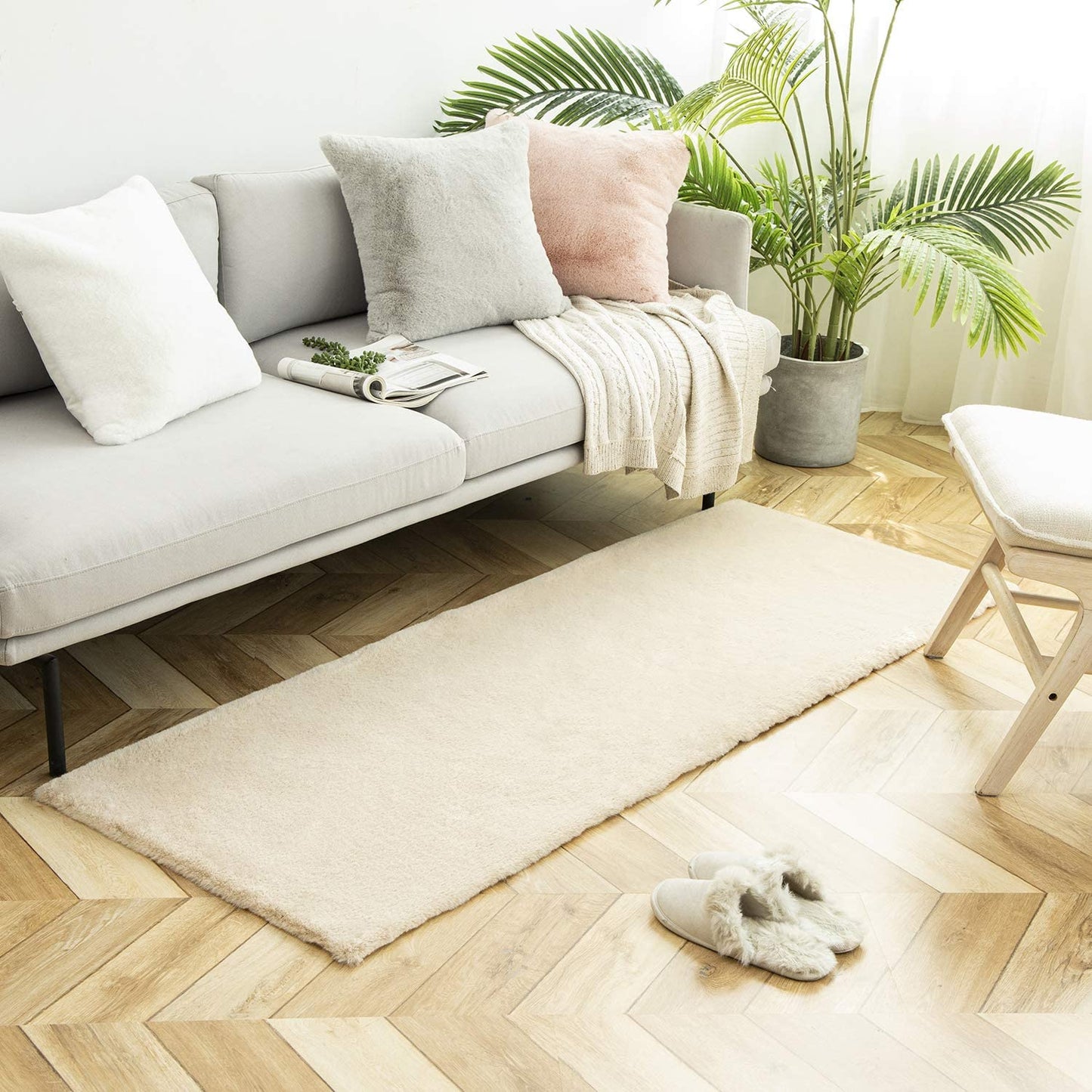 Ultra Soft Faux Rabbit Fur Rug, 2 x 3 Feet