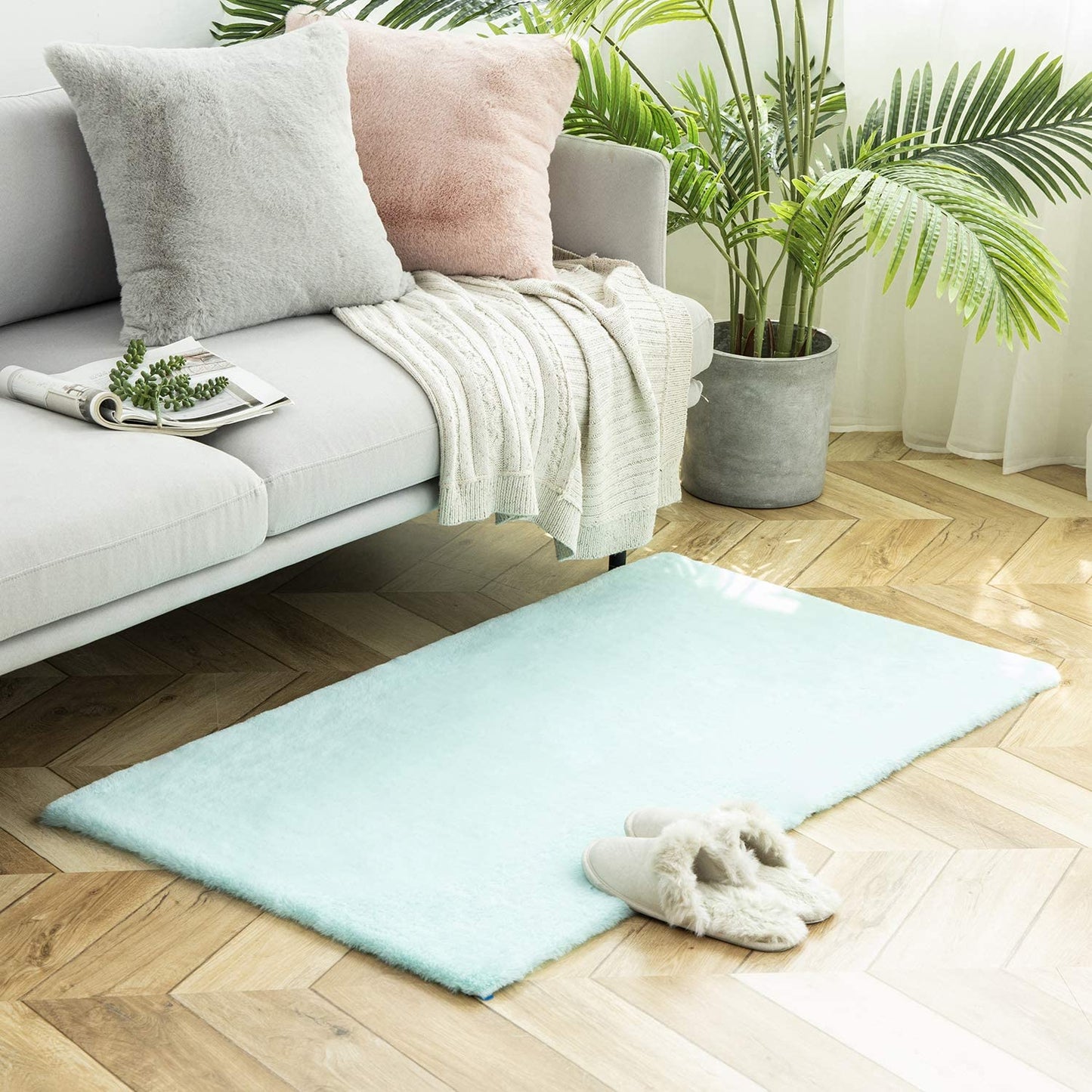 Ultra Soft Faux Rabbit Fur Rug, 2 x 3 Feet