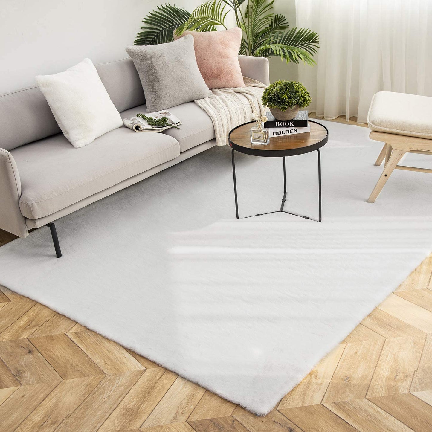 Ultra Soft Faux Rabbit Fur Rug, 2 x 3 Feet