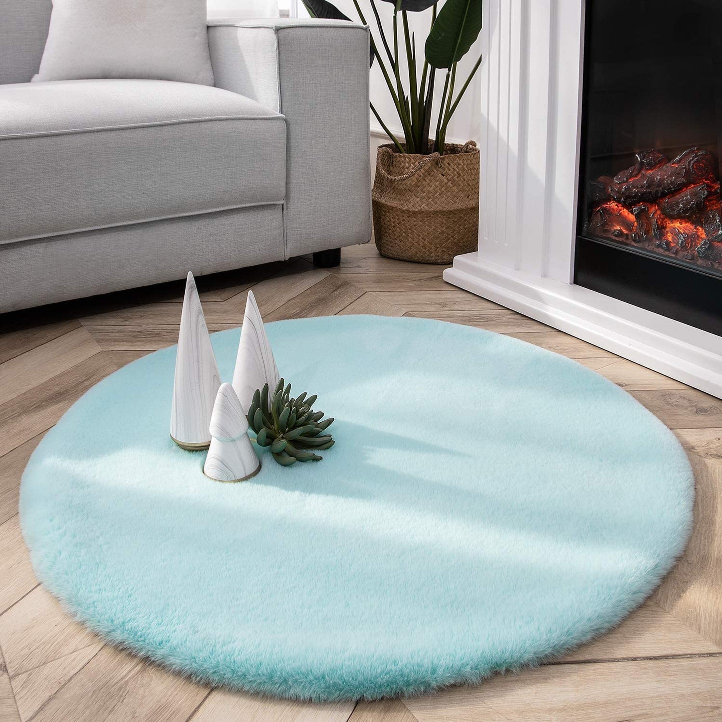 Ultra Soft Faux Rabbit Fur Rug, 2 x 3 Feet