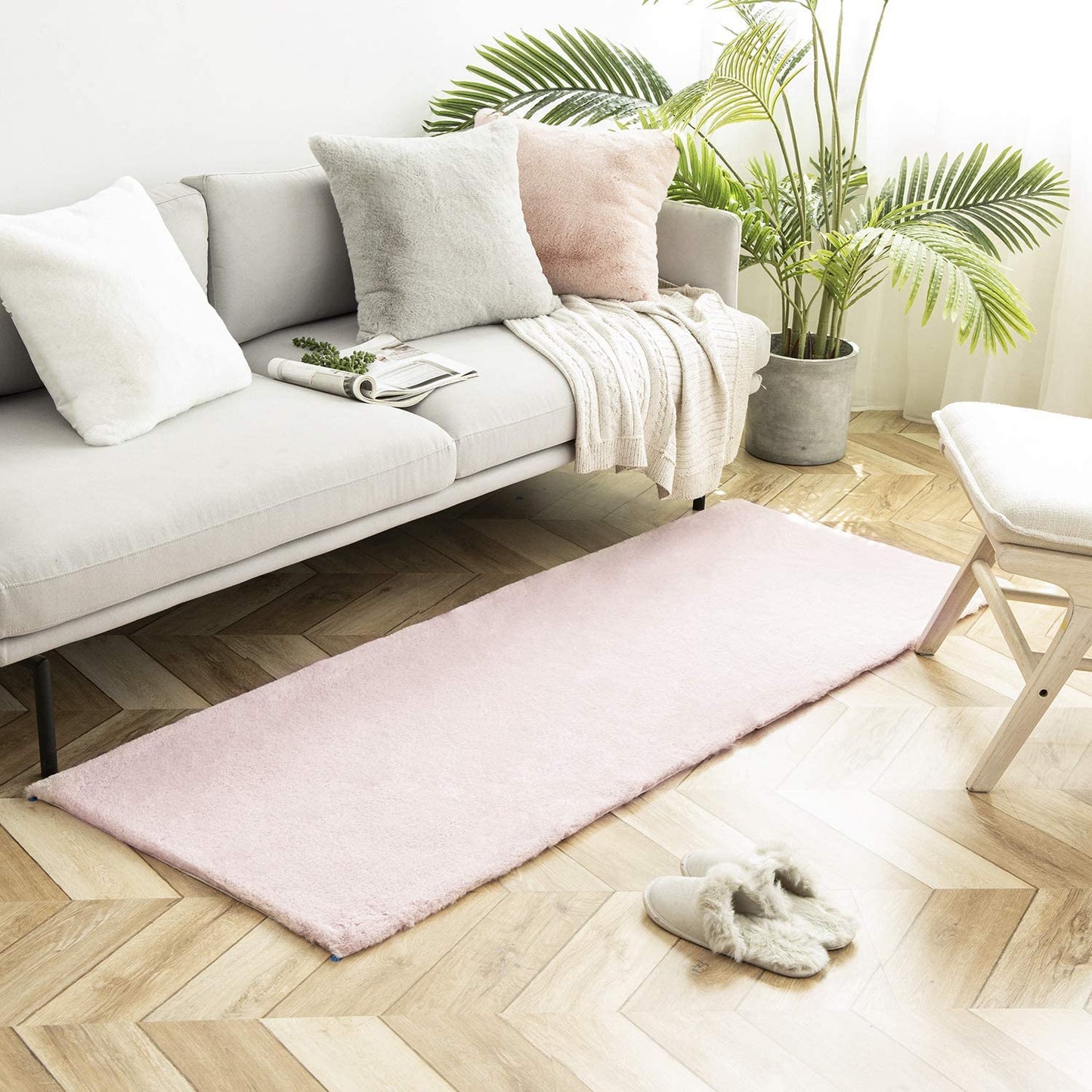 Ultra Soft Faux Rabbit Fur Rug, 2 x 3 Feet