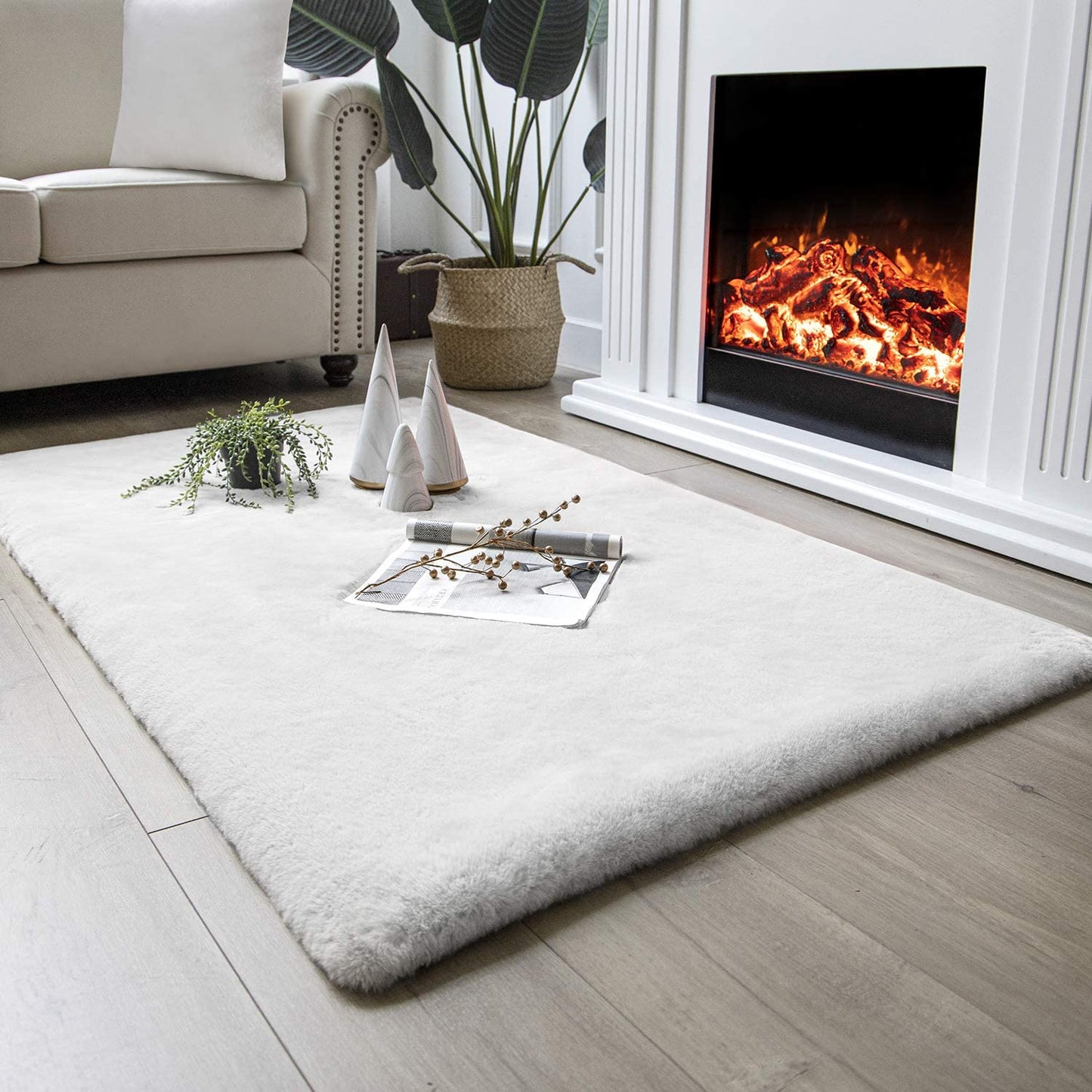 Ultra Soft Faux Rabbit Fur Rug, 2 x 3 Feet