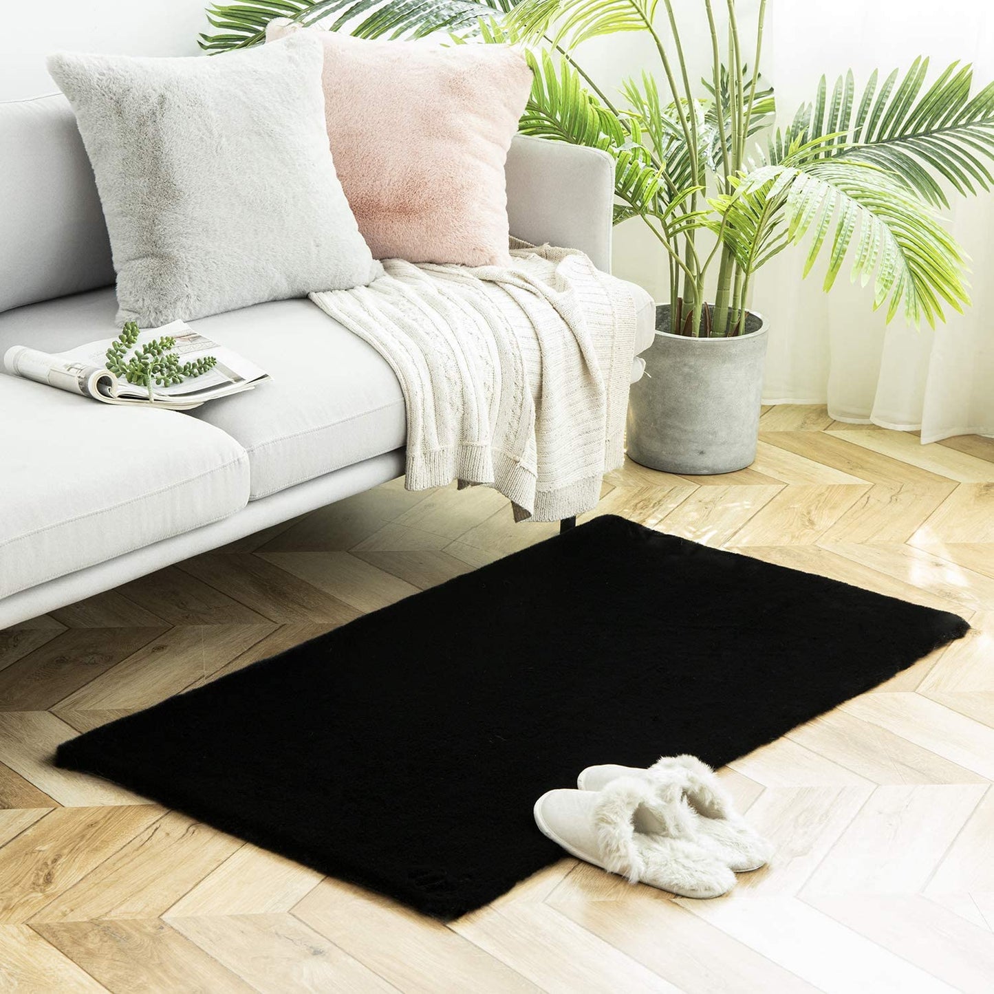 Ultra Soft Faux Rabbit Fur Rug, 2 x 3 Feet