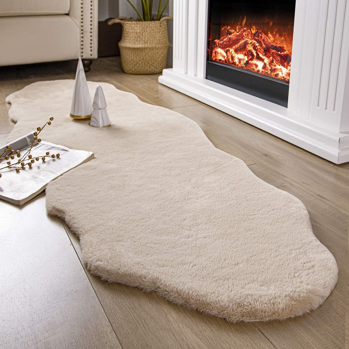 Ultra Soft Faux Rabbit Fur Rug, 2 x 3 Feet