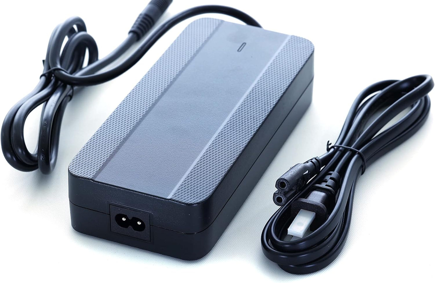 Totem Victor Charger