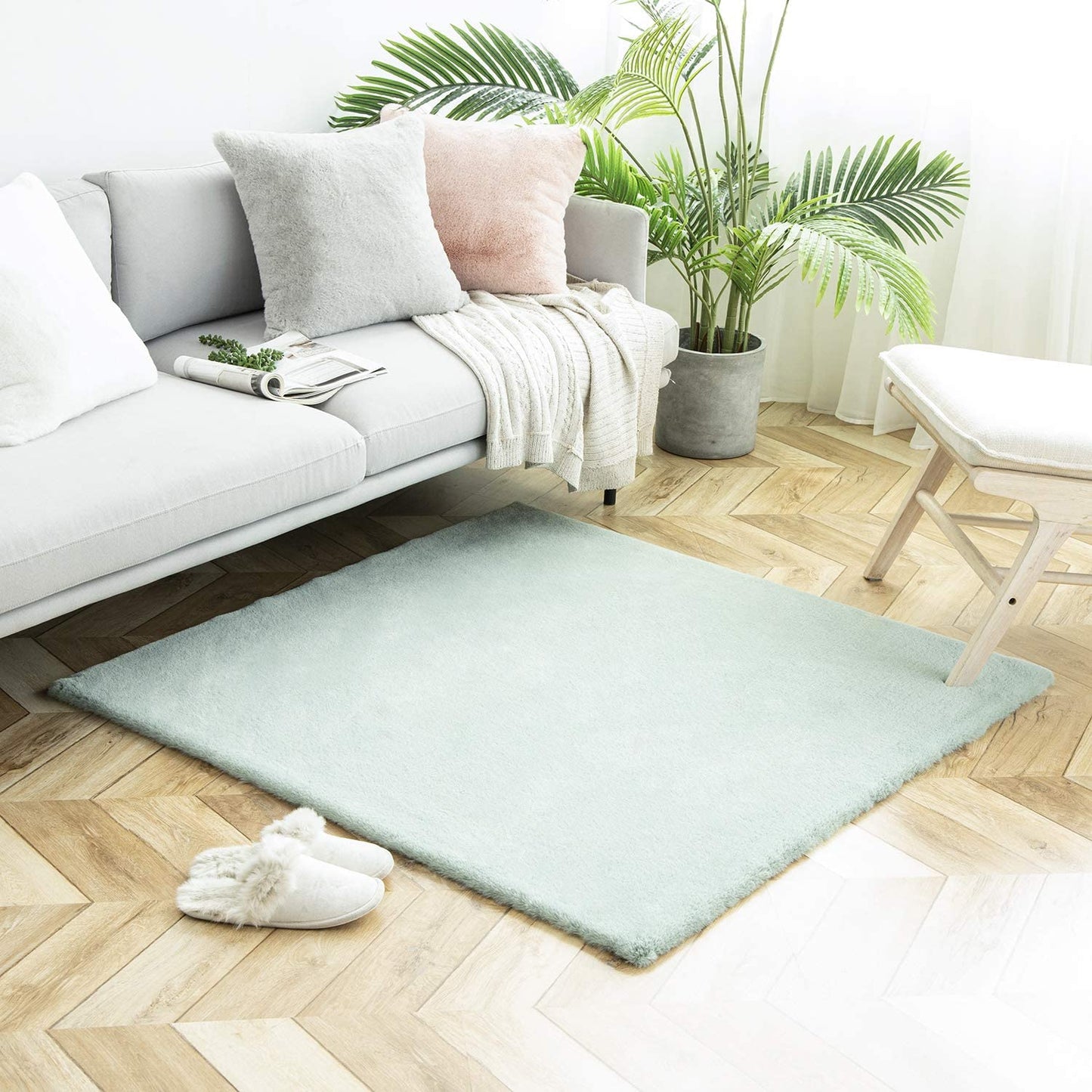 Ultra Soft Faux Rabbit Fur Rug, 2 x 3 Feet