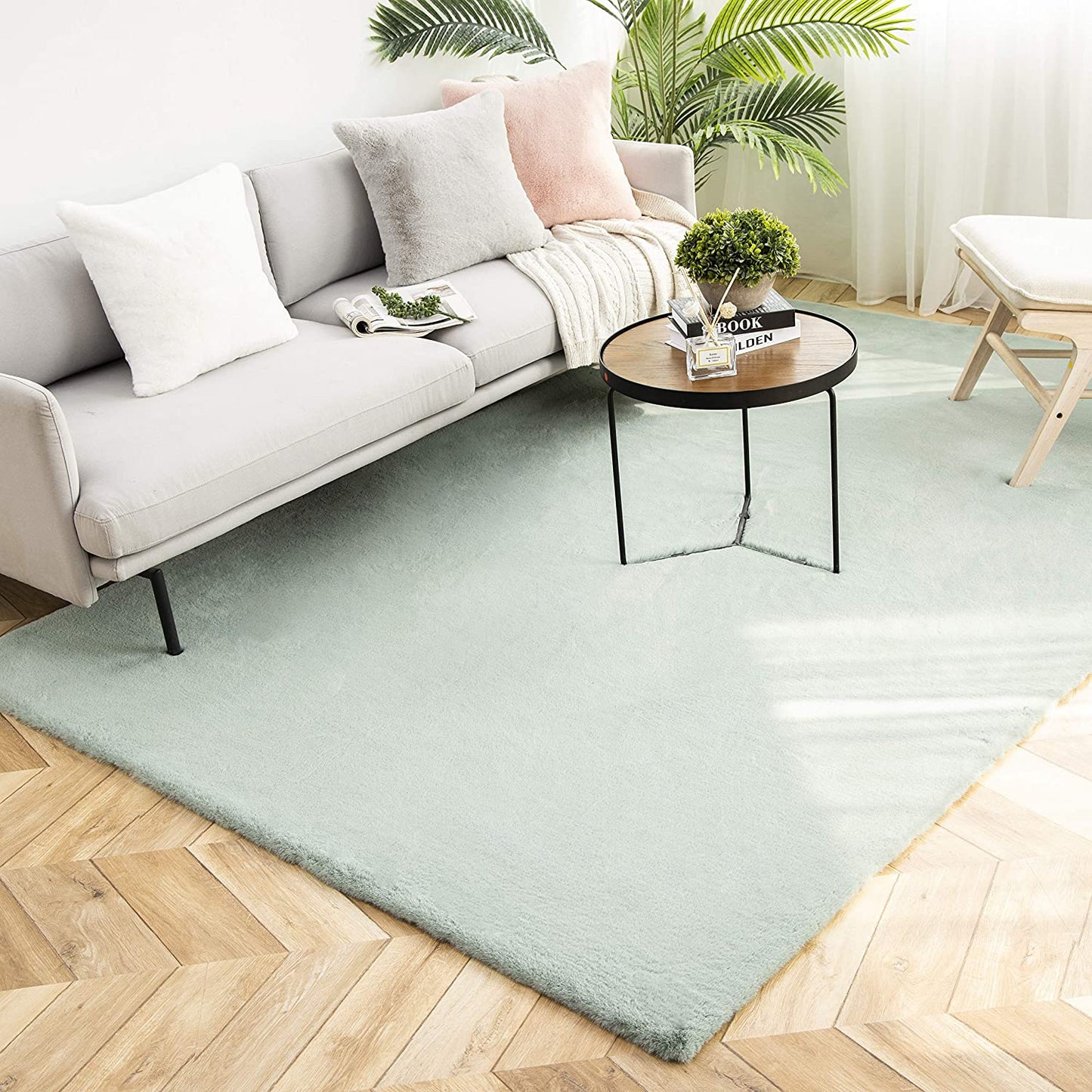 Ultra Soft Faux Rabbit Fur Rug, 2 x 3 Feet