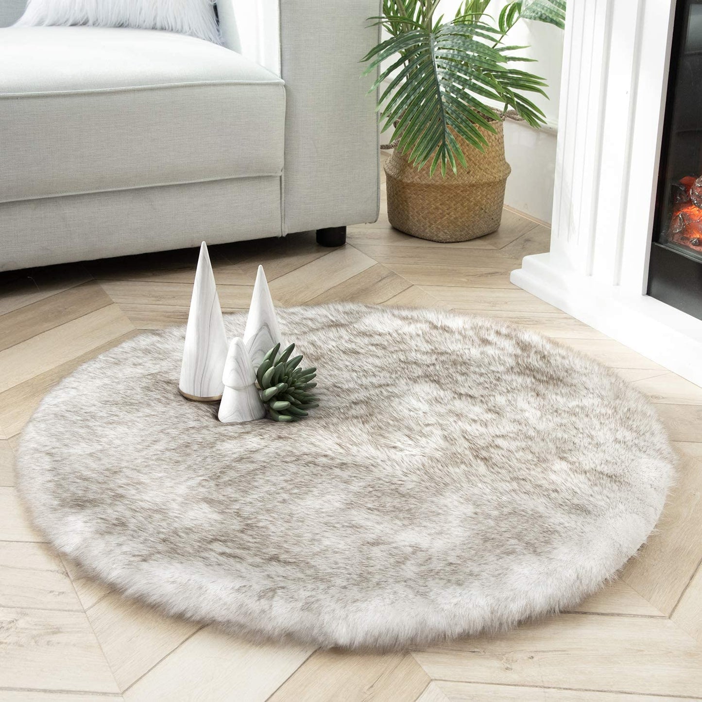 Ultra Soft Faux Rabbit Fur Rug, 2 x 3 Feet