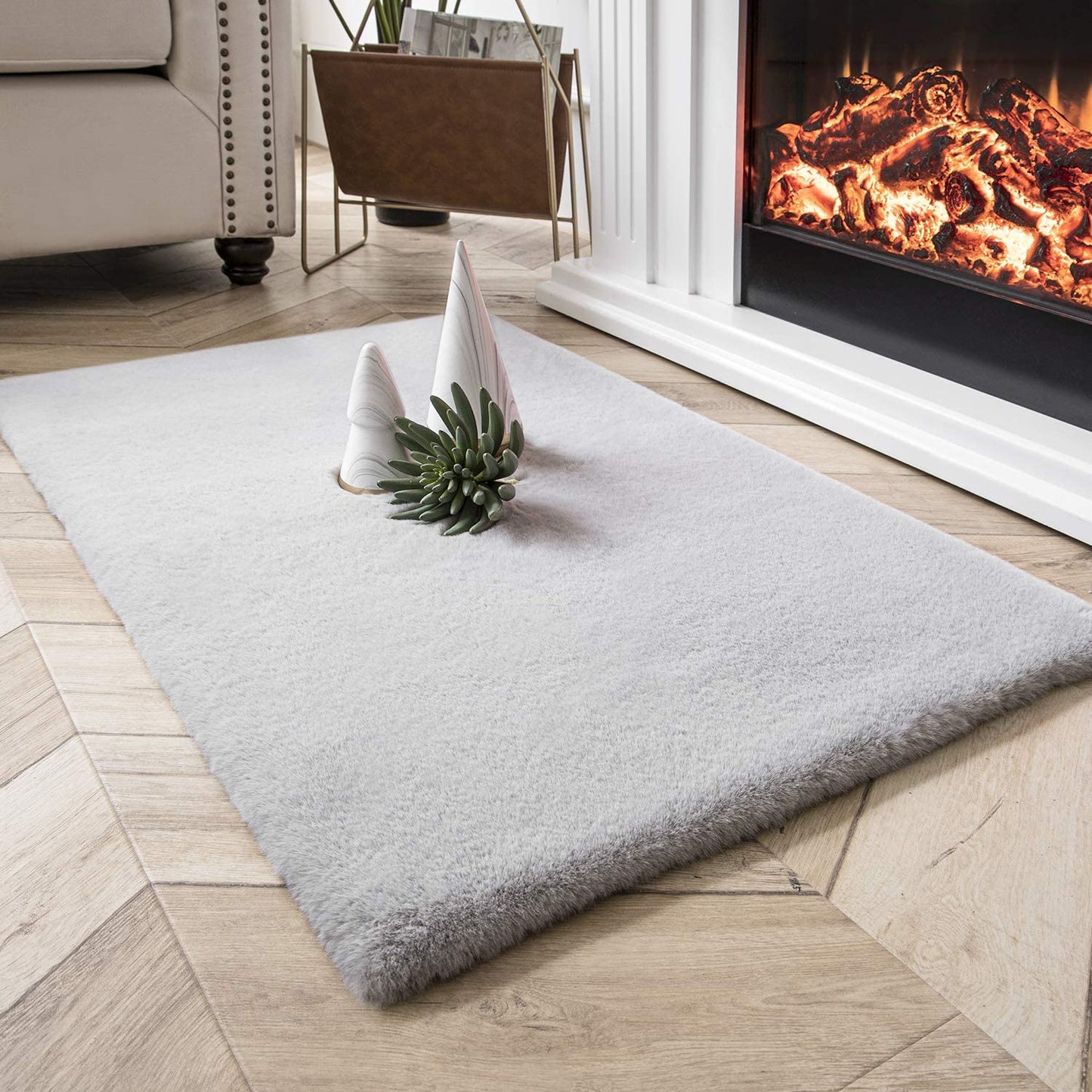 Ultra Soft Faux Rabbit Fur Rug, 2 x 3 Feet