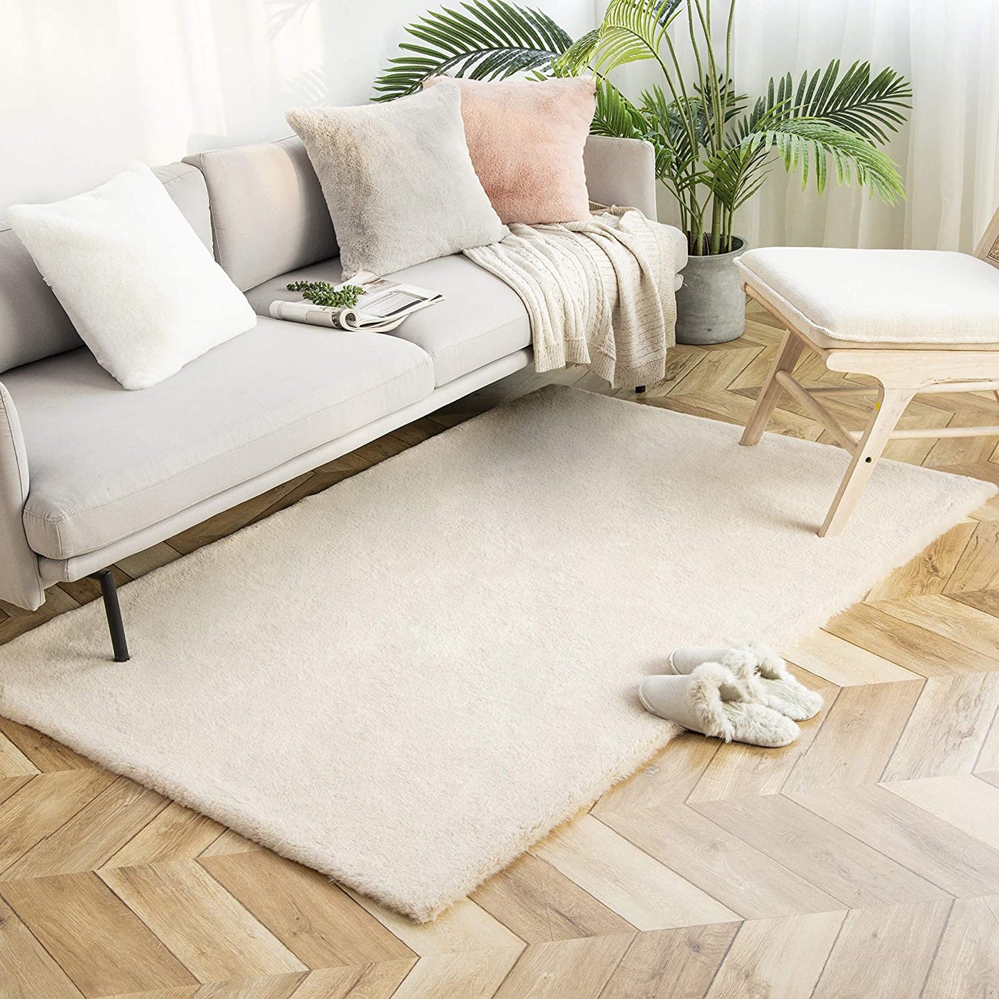 Ultra Soft Faux Rabbit Fur Rug, 2 x 3 Feet